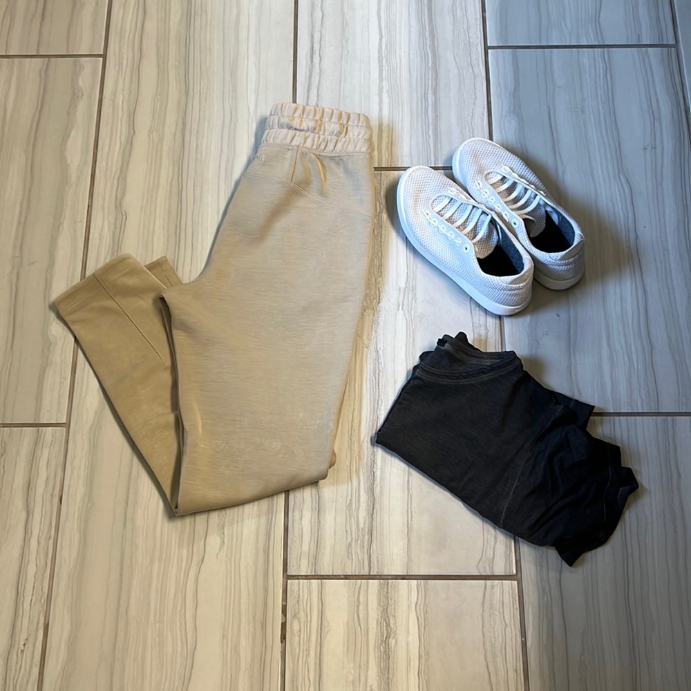 Lululemon soft ambitions khaki pants 4